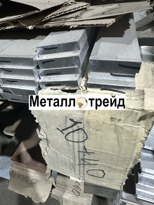 Полоса, шина алюминиевая АД31Т 8x30 мм 4000