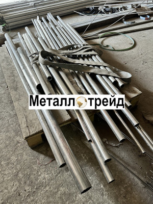 Труба нержавеющая электросварная AISI 201 38x2 мм 6000