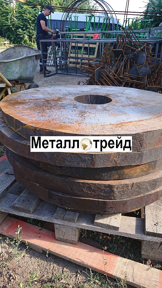 Поковка 09Г2С 350 мм